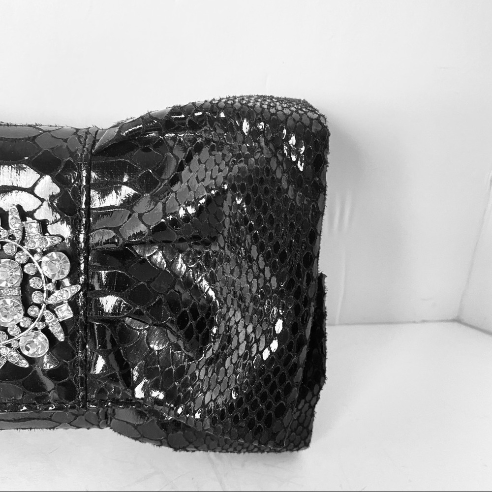 Iman Black Jeweled Broche  Snake Embossed Crossbody Bow Clutch Evening Bag. - Picture 5 of 16